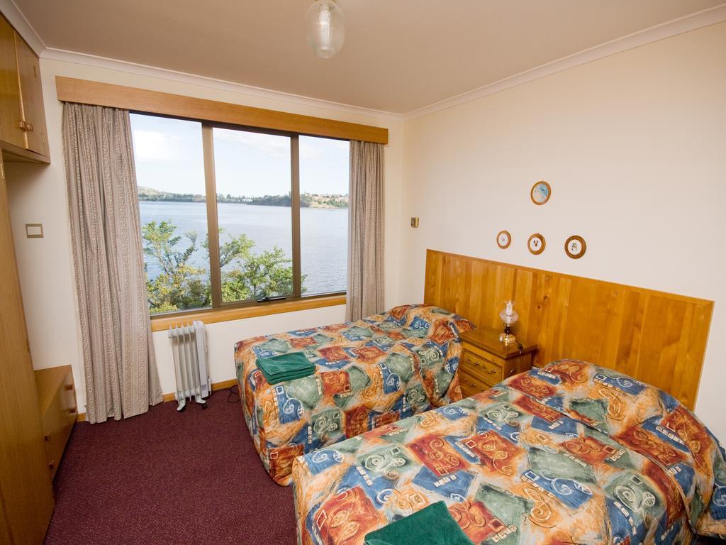 Derwent Retreat Villa Austins Ferry Room photo